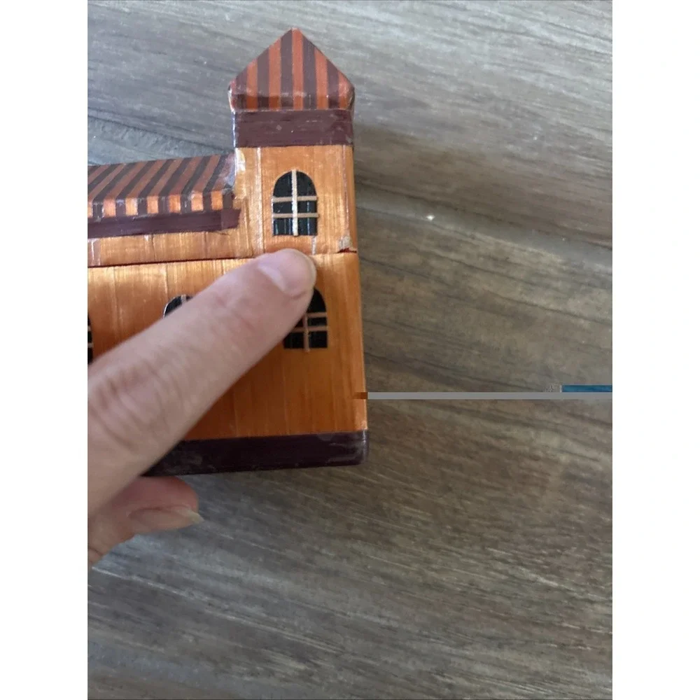 VTG Trinket/Jewelry Box Wheat Straw Balsa Wood Marquetry Victorian House
